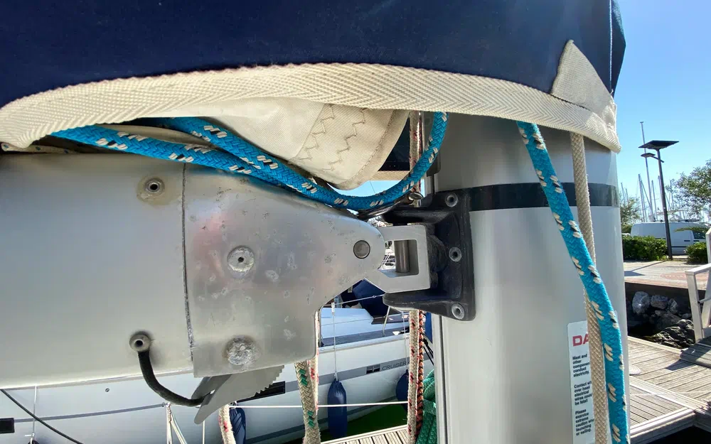 slider 19 Jeanneau Sun Odyssey 32 i