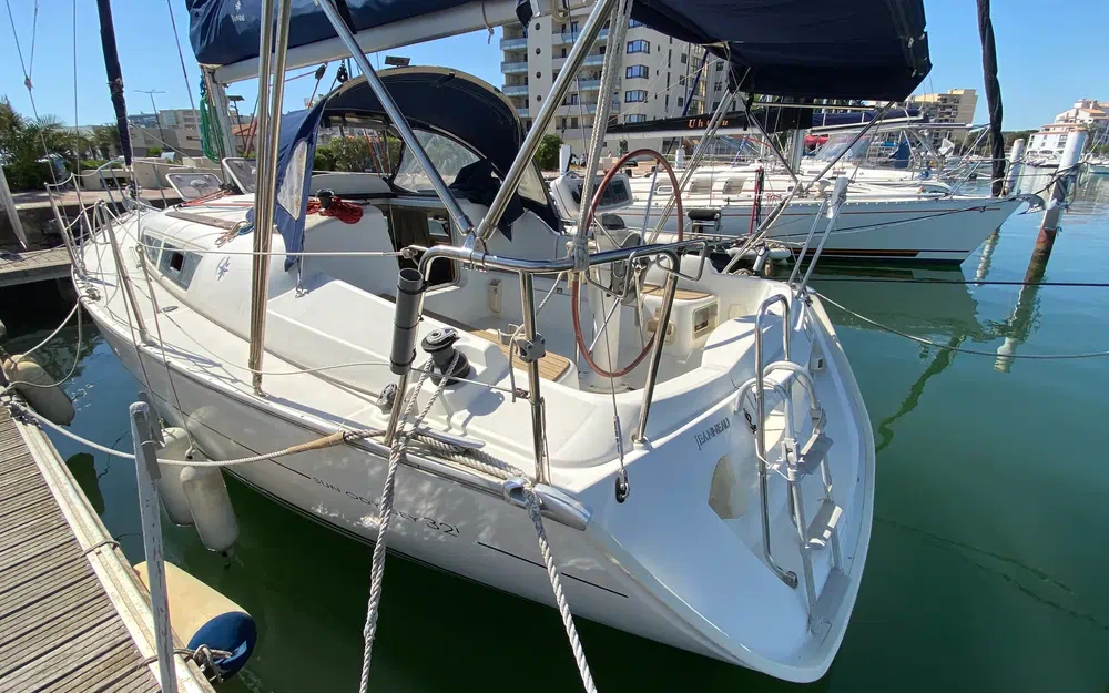 slider 1 Jeanneau Sun Odyssey 32 i