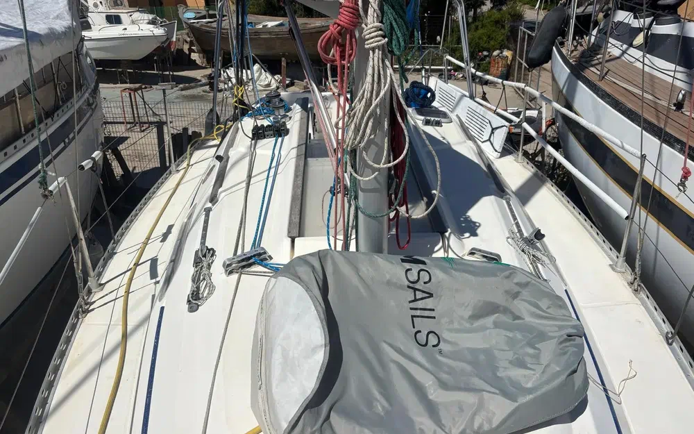 slider 14 Dufour 30 Classic