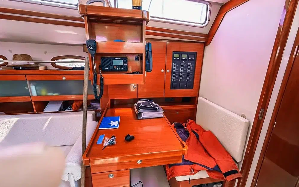 slider 19 Hanse 531
