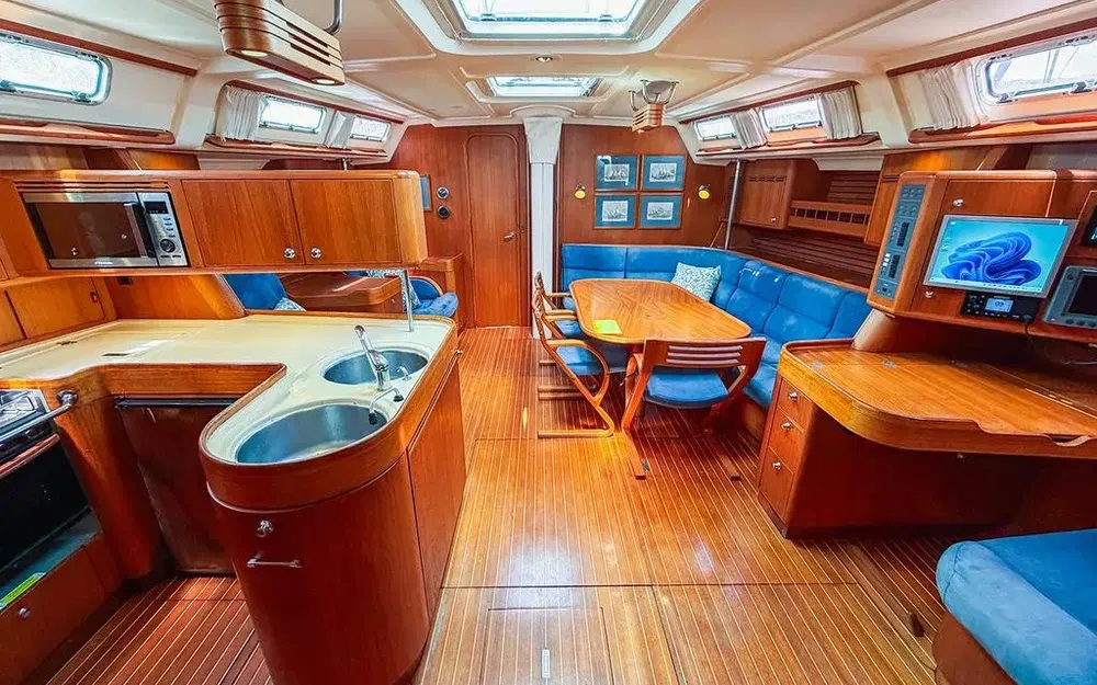 slider 12 X-Yachts X-612