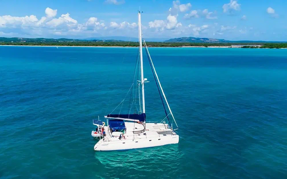 slider 17 Fountaine Pajot Venezia 42