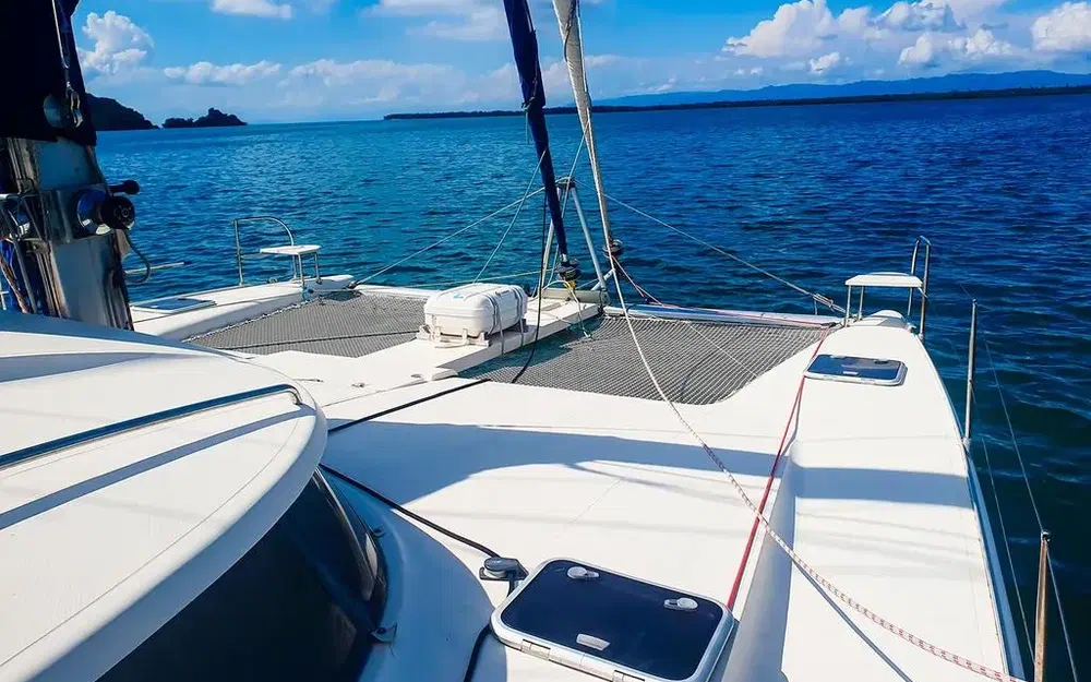 slider 3 Fountaine Pajot Venezia 42
