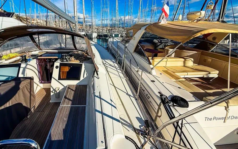 slider 3 Dufour 460 Grand Large