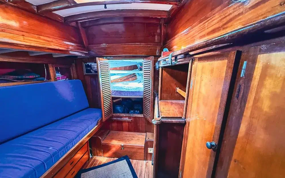 slider 11 Durand Yawl