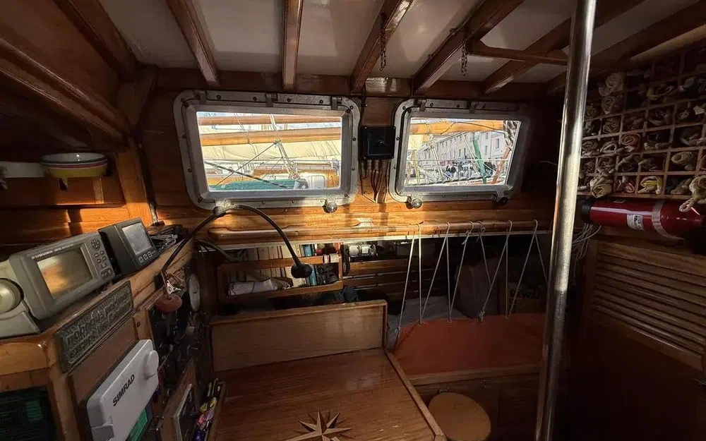slider 38 Durand Yawl