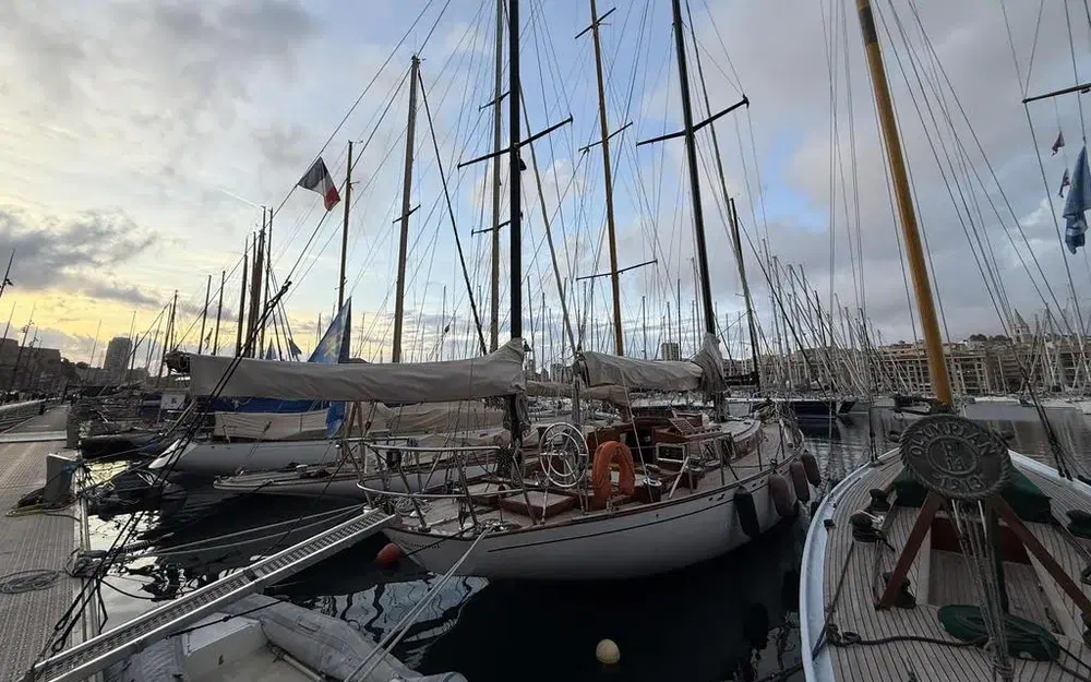 slider 41 Durand Yawl