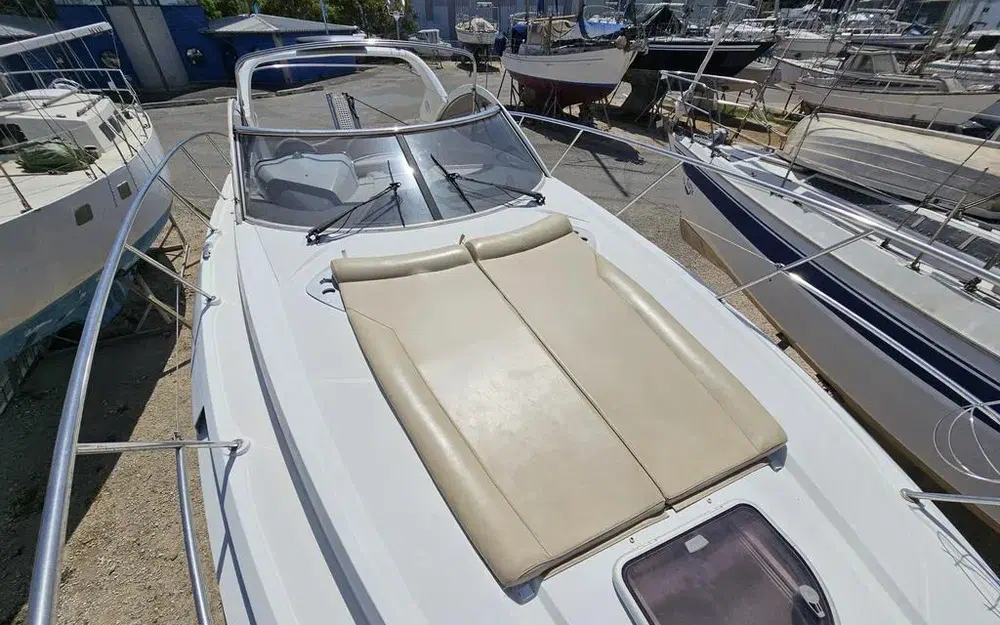 slider 3 Beneteau Monte Carlo 37