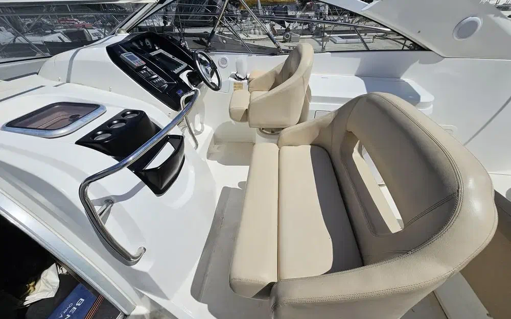 slider 6 Beneteau Monte Carlo 37