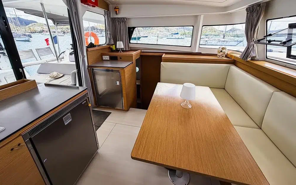 slider 19 Excess Catamarans Excess 11