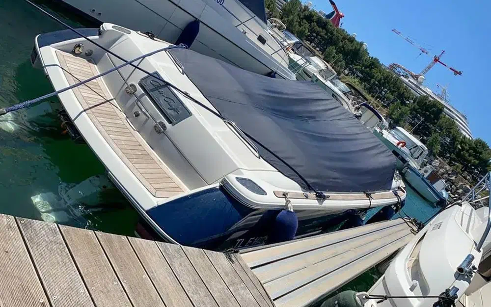 slider 14 Chris Craft Corsair 28