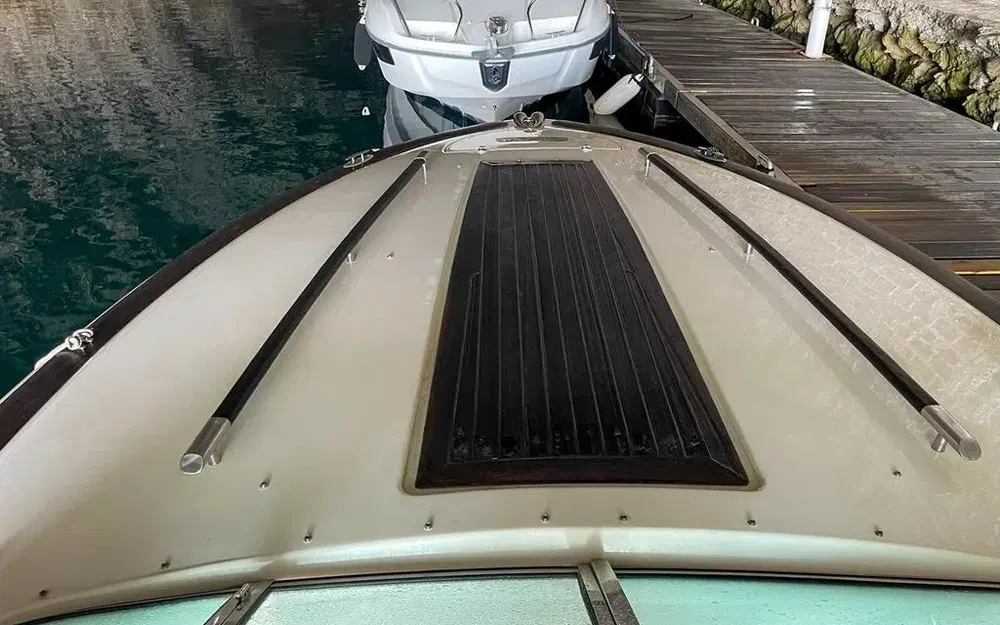 slider 19 Chris Craft Corsair 28