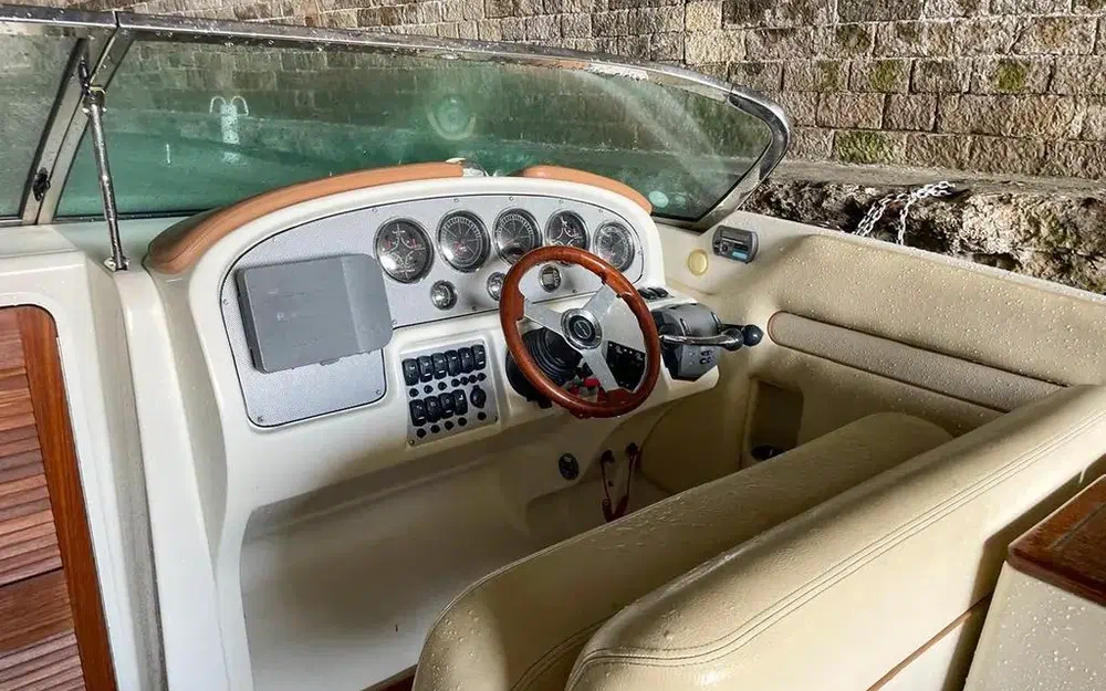slider 23 Chris Craft Corsair 28