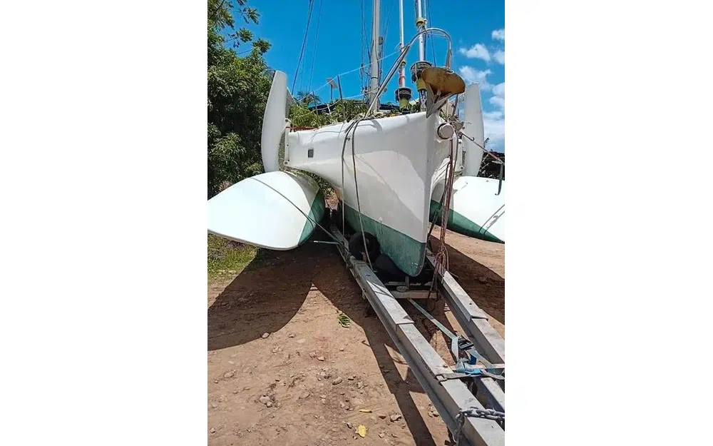 slider 3 Custom Trimaran