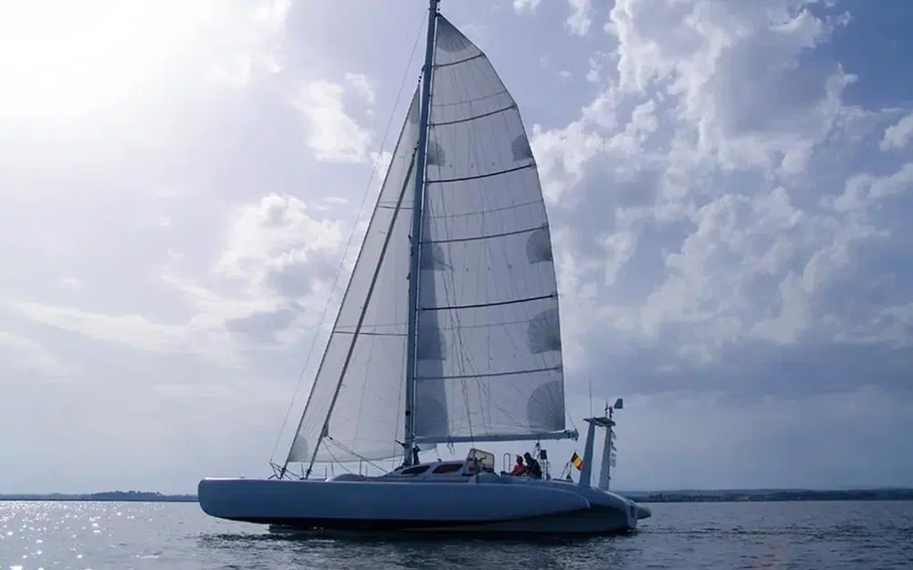 slider 4 Custom Trimaran