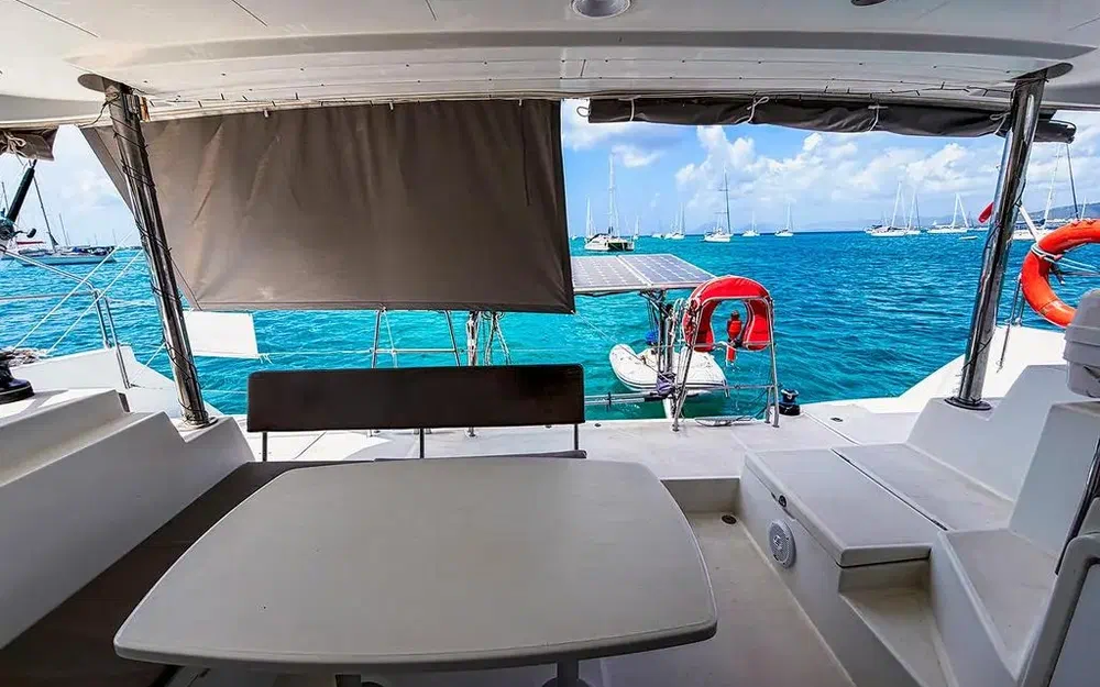 slider 9 Lagoon 400
