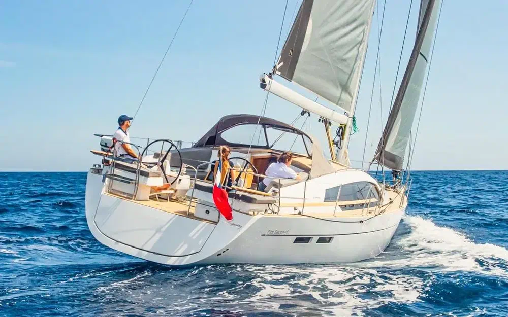 slider 1 Wauquiez Pilot Saloon 48