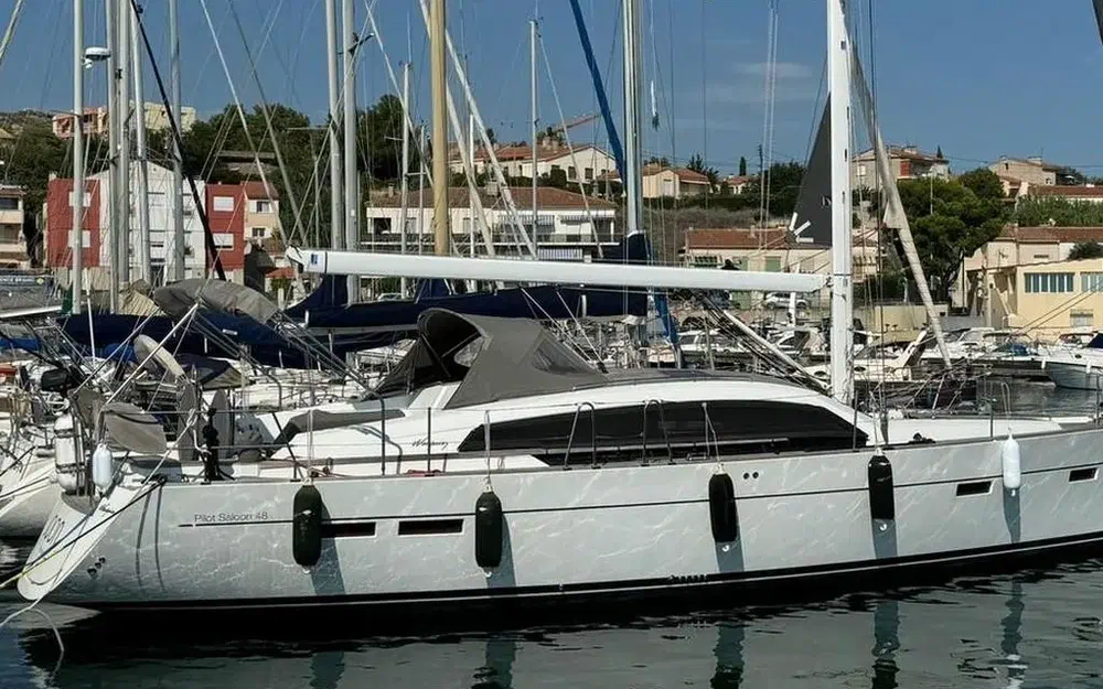 slider 2 Wauquiez Pilot Saloon 48