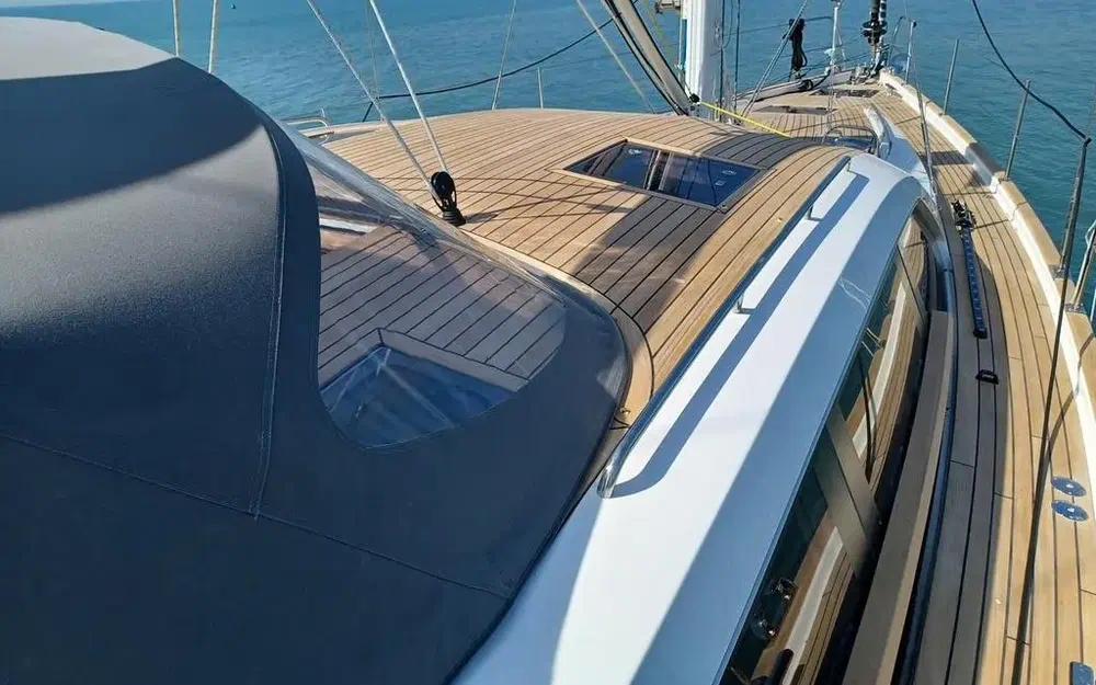 slider 5 Wauquiez Pilot Saloon 48