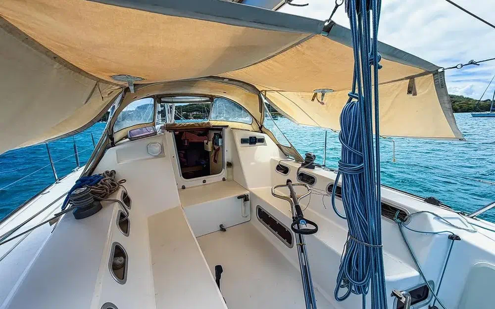 slider 9 RM Yachts RM 1050