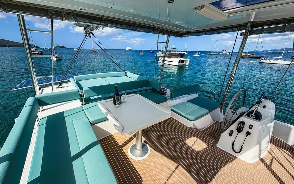 slider 24 Bali Catamarans Bali 4.6