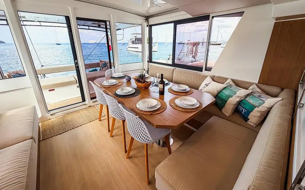slider 6 Bali Catamarans Bali 4.6