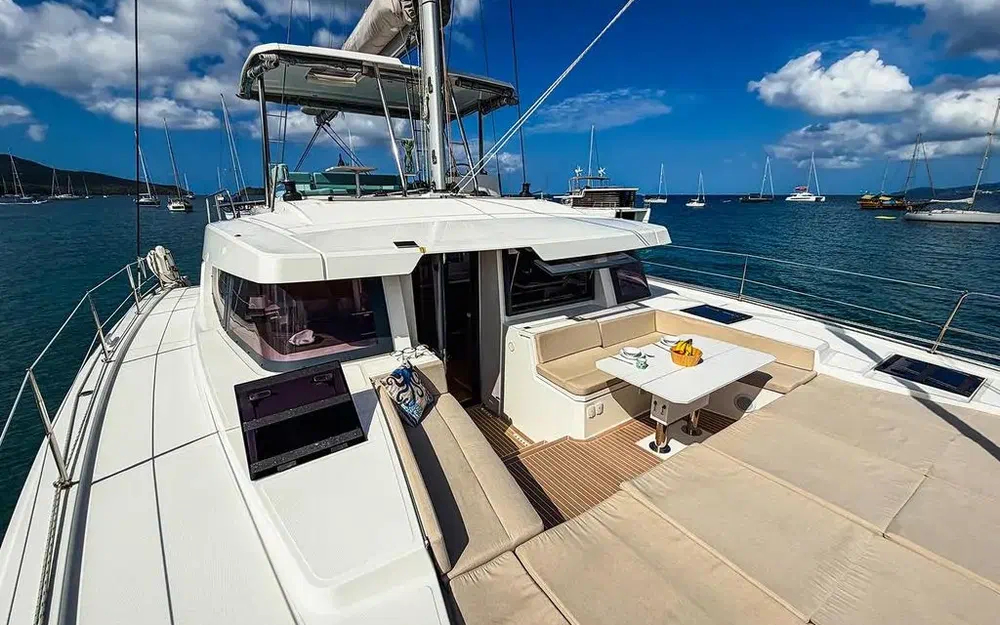 slider 7 Bali Catamarans Bali 4.6