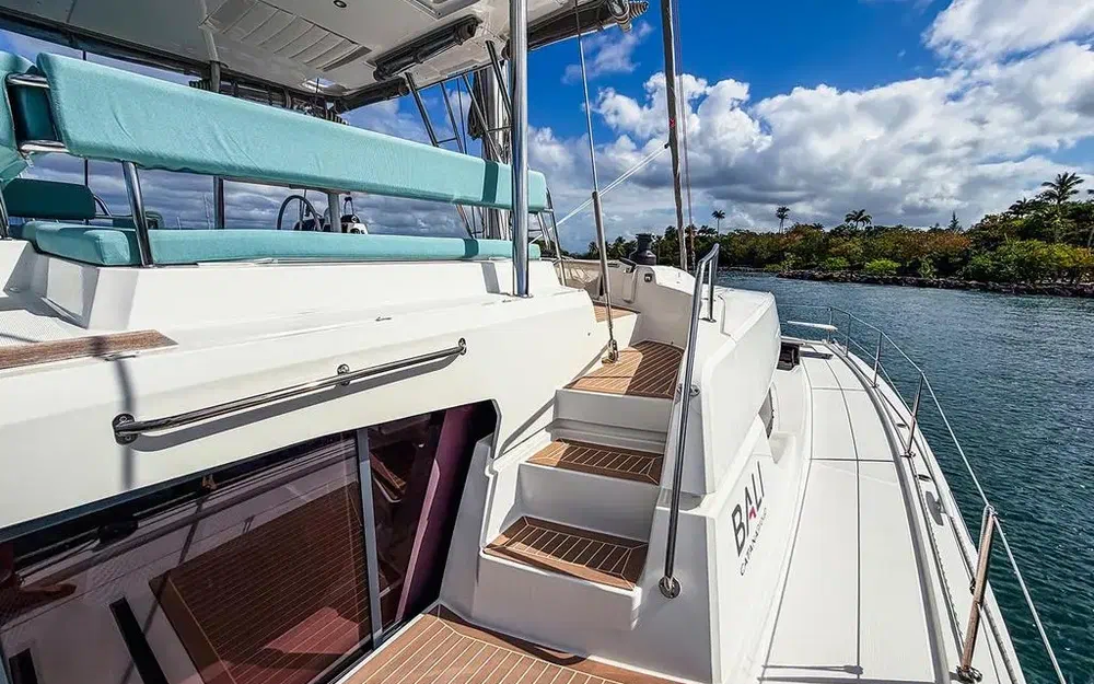 slider 8 Bali Catamarans Bali 4.6