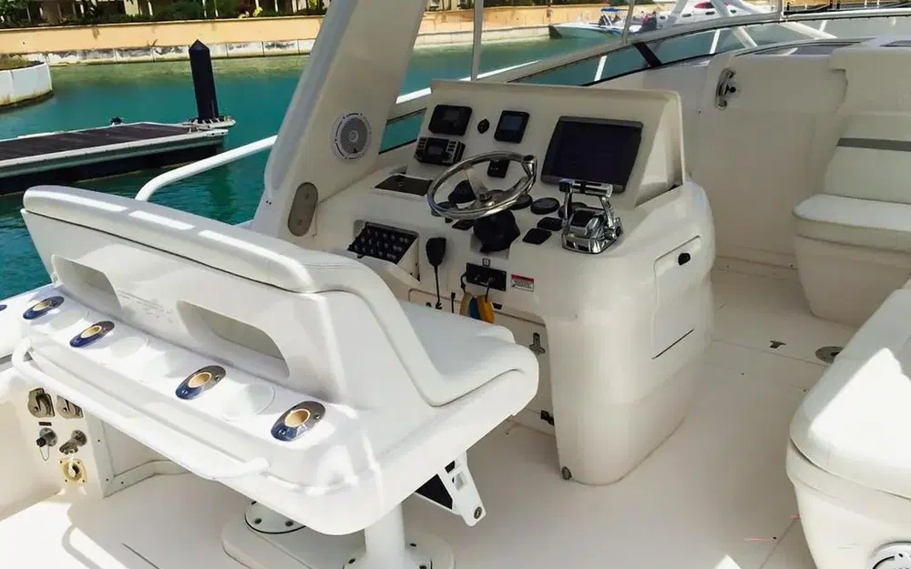 slider 11 Intrepid Miami 390 Sport Yacht