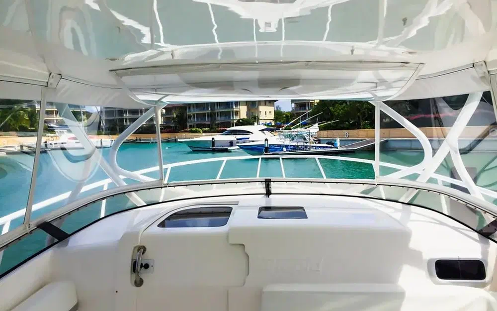 slider 18 Intrepid Miami 390 Sport Yacht