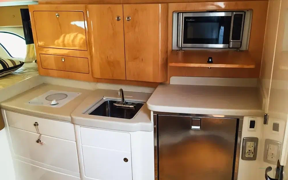 slider 27 Intrepid Miami 390 Sport Yacht