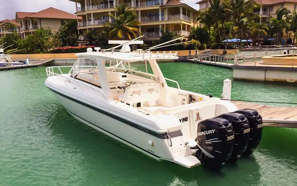 slider 4 Intrepid Miami 390 Sport Yacht