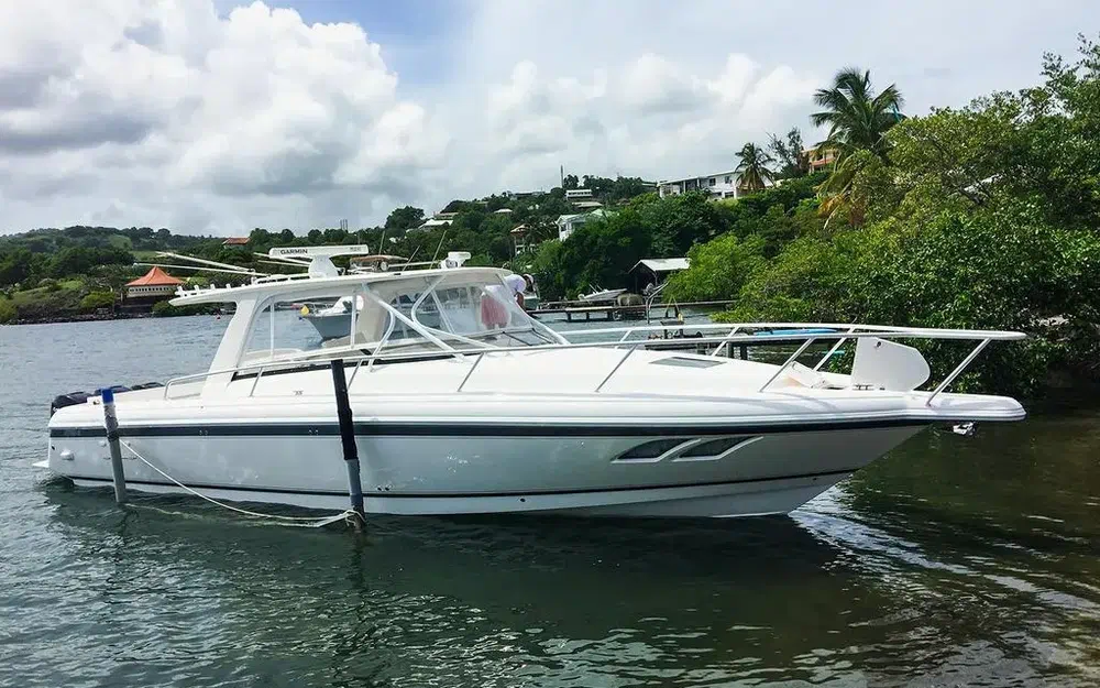 slider 8 Intrepid Miami 390 Sport Yacht