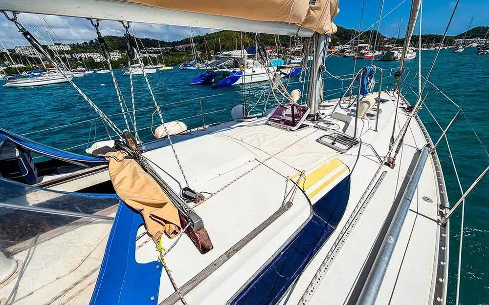 slider 9 Beneteau Oceanis 430
