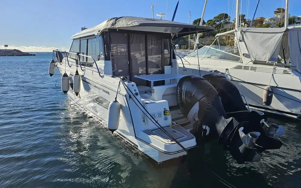 slider 0 Jeanneau Merry Fisher 1095