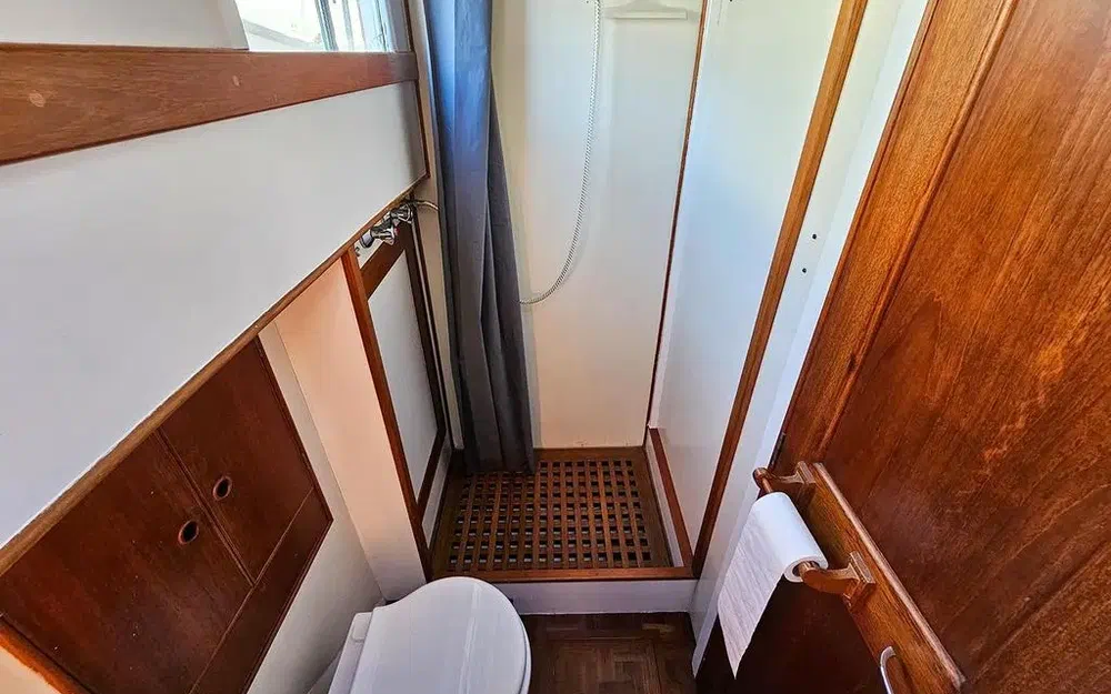 slider 13 Grand Banks 42 Europa