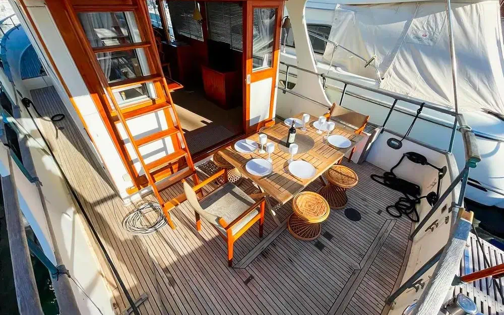 slider 5 Grand Banks 42 Europa