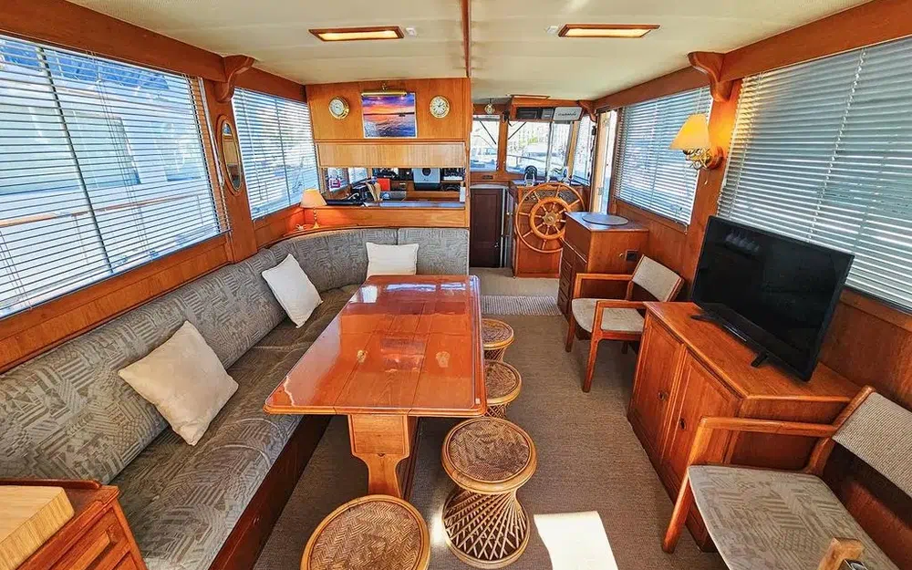 slider 6 Grand Banks 42 Europa
