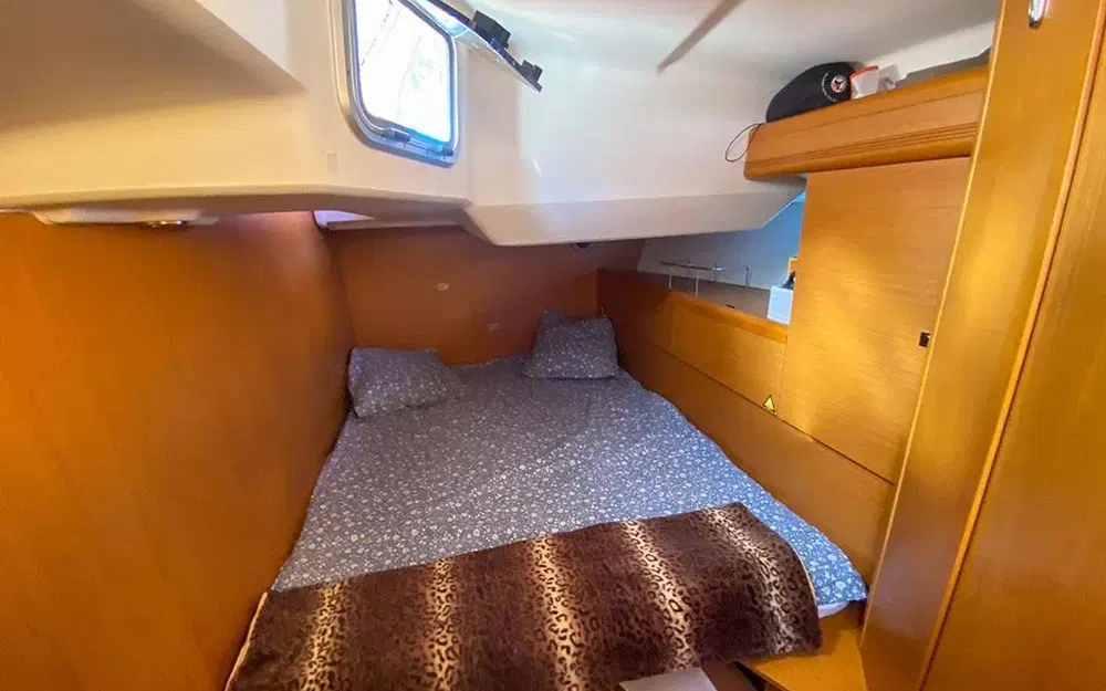 slider 17 Jeanneau Sun Odyssey 50 DS
