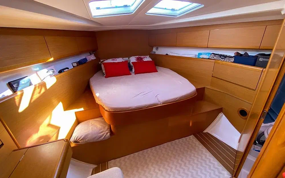 slider 19 Jeanneau Sun Odyssey 50 DS