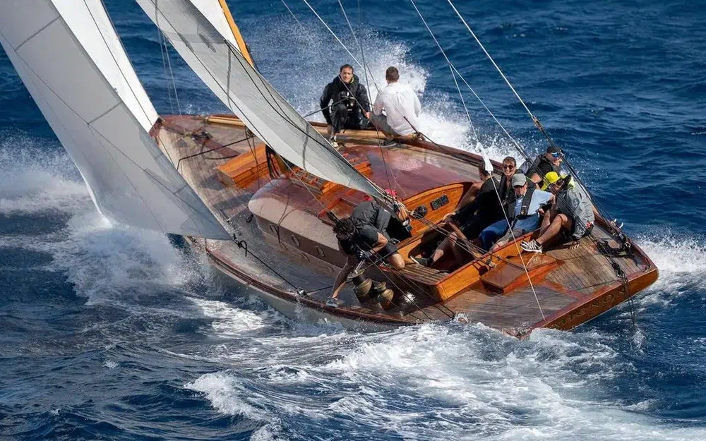 slider 0 Plyms Prototype Sloop