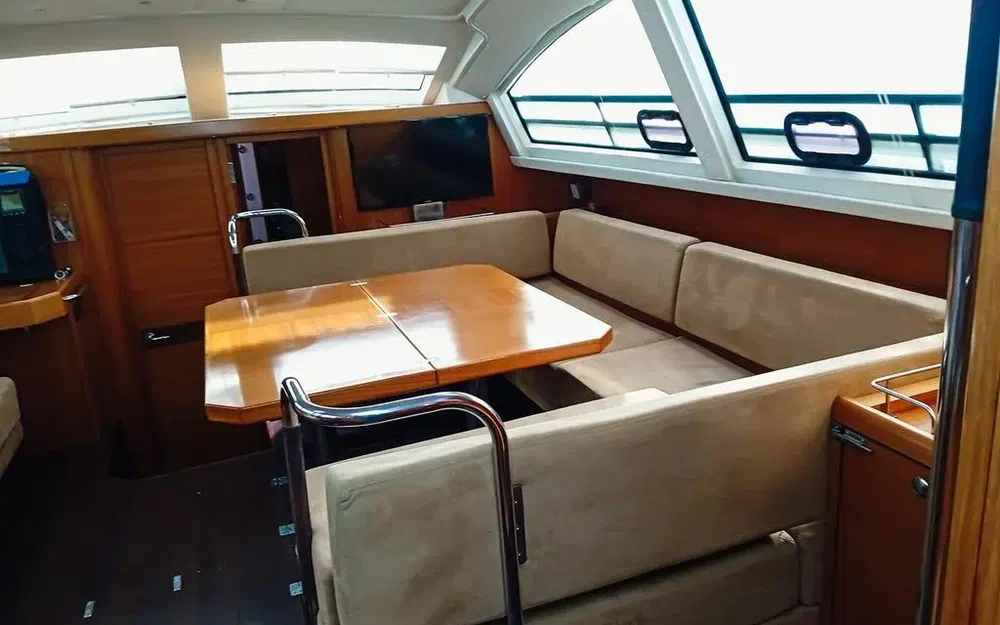 slider 13 Wauquiez Pilot Saloon 55