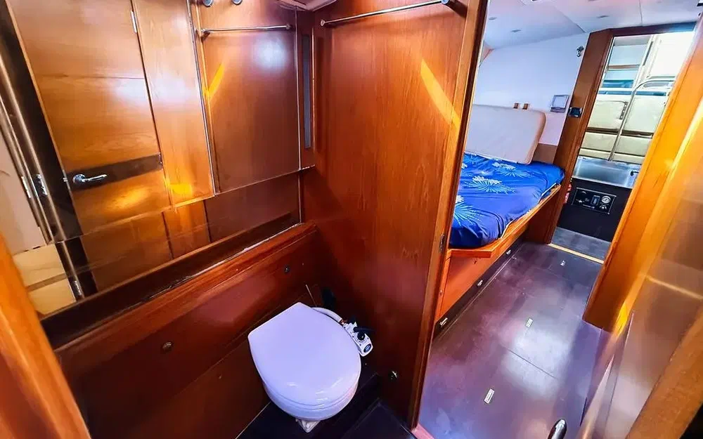 slider 19 Wauquiez Pilot Saloon 55