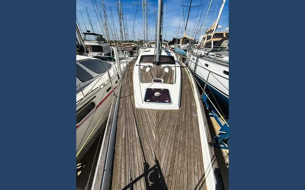 slider 8 Wauquiez Pilot Saloon 55