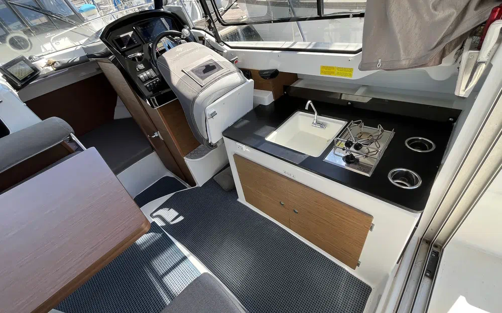 slider 3 Jeanneau Merry Fisher 795 Serie 2