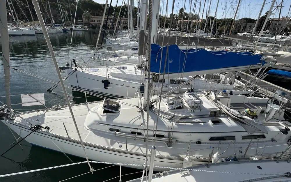slider 2 Hanse 371
