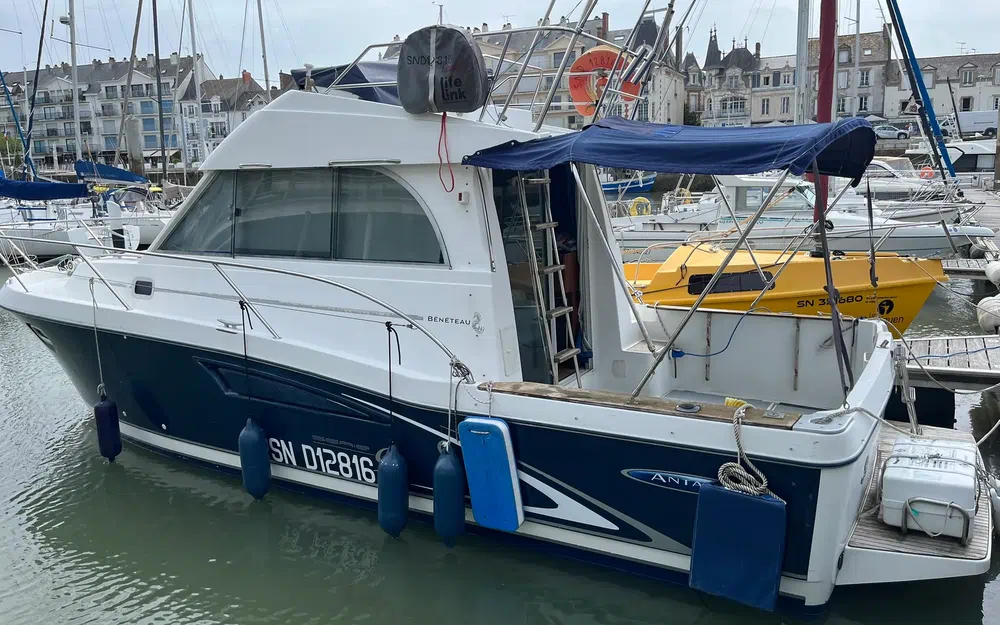 slider 11 Beneteau Antares Serie 9 Fly