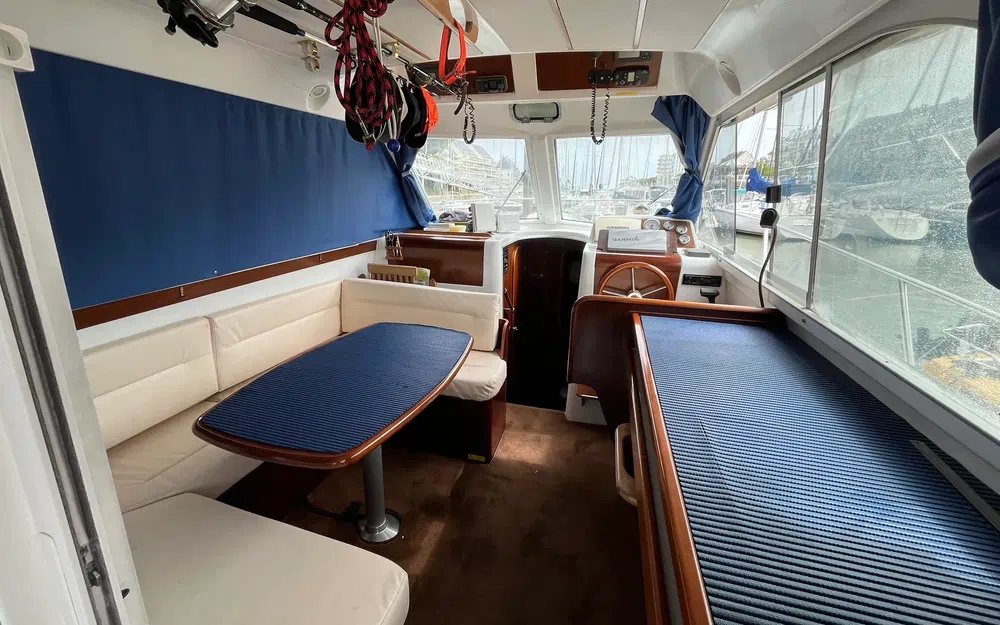 slider 3 Beneteau Antares Serie 9 Fly