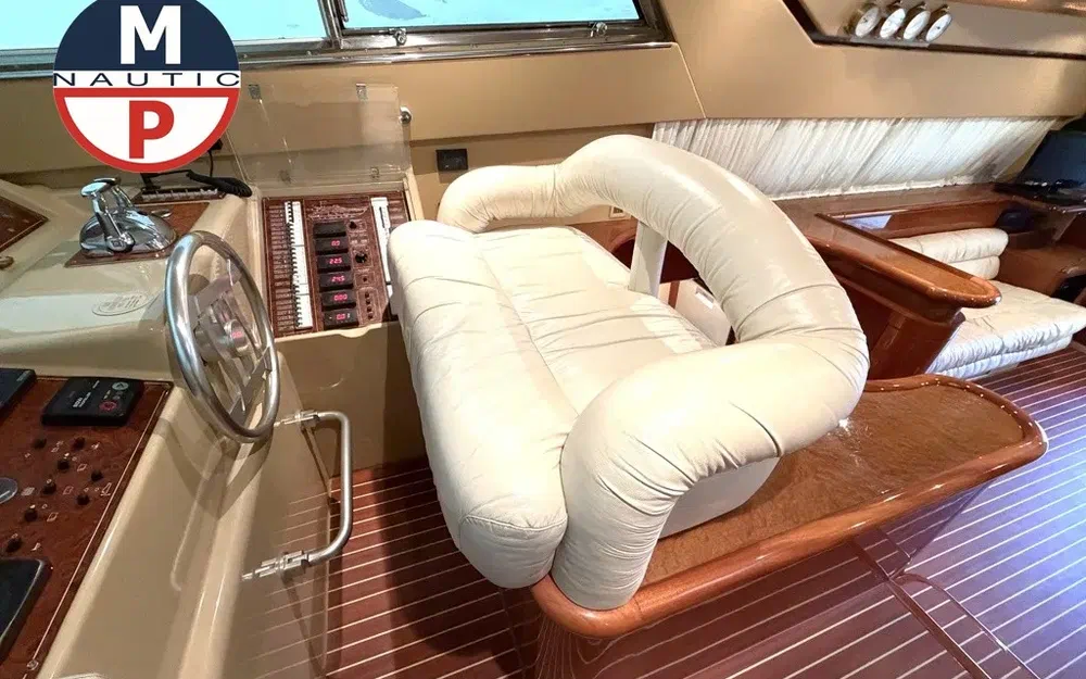 slider 12 Ferretti 165 Fly