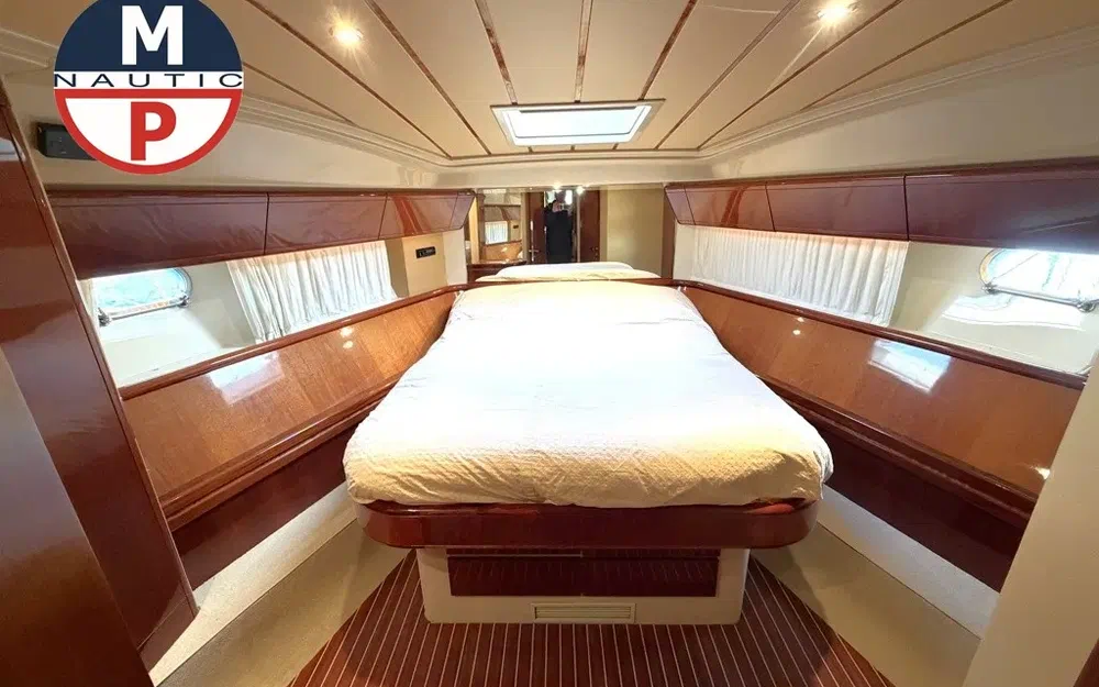 slider 15 Ferretti 165 Fly